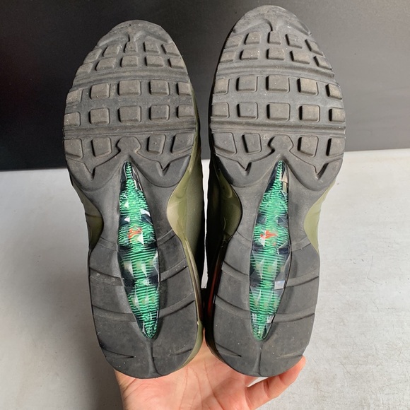 674 NIKE AIR MAX 95 SNEAKERBOOT DARK LODEN OLIVE GREEN Men’s Size 10 - Picture 12 of 13